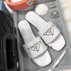 Picture of Prada Slippers _SKUPradasz35-39X0109190